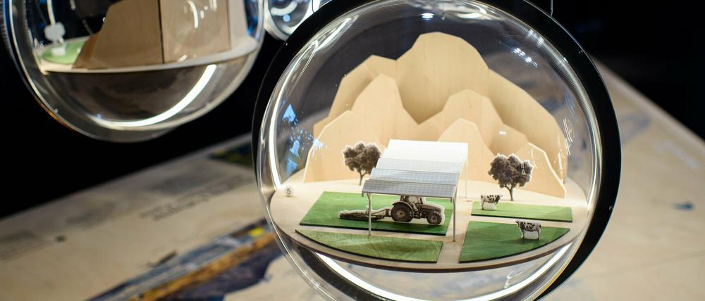 Wie sieht die Zukunft aus? Hier ein kleines Modell eines Bauernhof aus dem 3D-Drucker im Futurium.