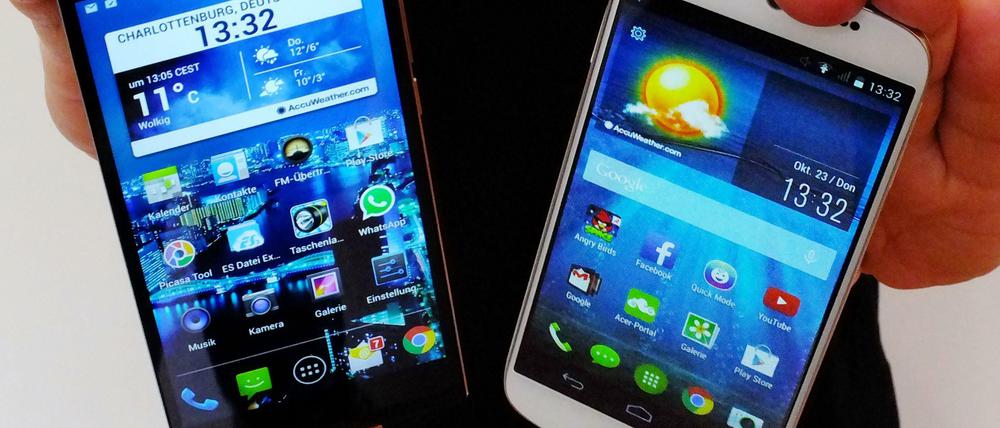 Das Trendy4 Tiger (links) spielt in der Smartphone-Oberklasse. Auch das Acer Liquide Jade plus ist mehr als ein Einsteigersmartphone.