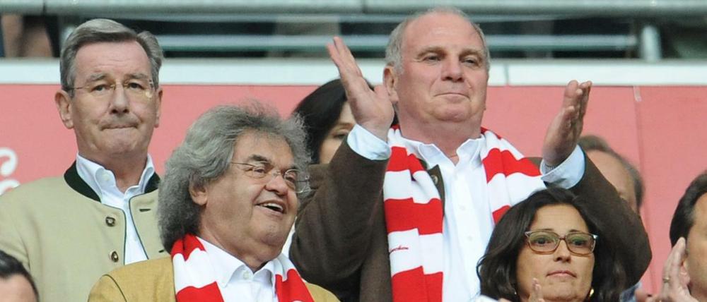 Helmut Markwort schrieb unter Pseudonym über den FC-Bayern, in dessen Aufsichtsrat er sitzt.