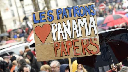 Die "Panama Papers" haben Demonstrationen gegen Briefkastenfirmen ausgelöst.