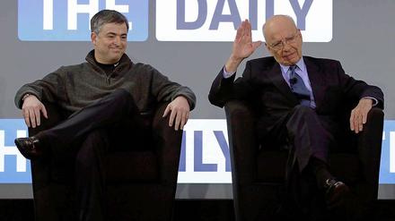 Man versteht sich: Apple-Vize Eddy Cue und Medienmogul Rupert Murdoch.