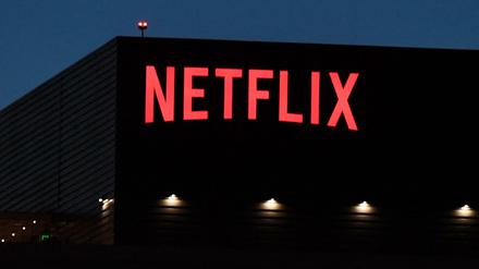 Netflix stellt sein Angebot für Interessenten in Russland ein. 