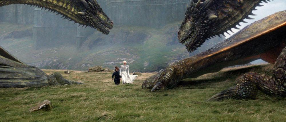 So viele Emmy-Nominierungen wie nie zuvor: In 32 Kategorien wurde die HBO-Serie "Game of Thrones" mit Peter Dinklage und Emilia Clarke für den wichtigsten TV-Preis der Welt vorgeschlagen. 