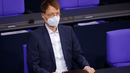 Neuer Arbeitsplatz: Gesundheitsminister Karl Lauterbach will öfters im Bundestag als in der Talkshow 