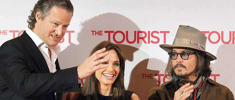 Absolute Verlierer: Trotz dreier Nominierungen ging das Hollywood-Debüt "The Tourist" des deutschen Florian Henckel von Donnersmarck, hier bei der Deutschlandpremiere des Films mit Angelina Jolie und Johnny Depp im Dezember in Berlin, leer aus.