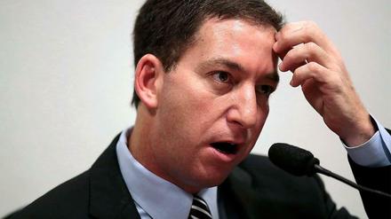 Der Journalist und Snowden-Vertraute Glenn Greenwald sprach per Video-Schaltung am ersten Abend des "30C3".