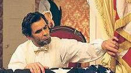 Im Visier der Verschwörer. Billy Campbell spielt Abraham Lincoln. 