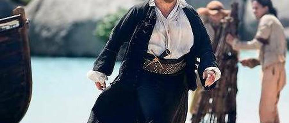 Captain Flint (Toby Stephens).