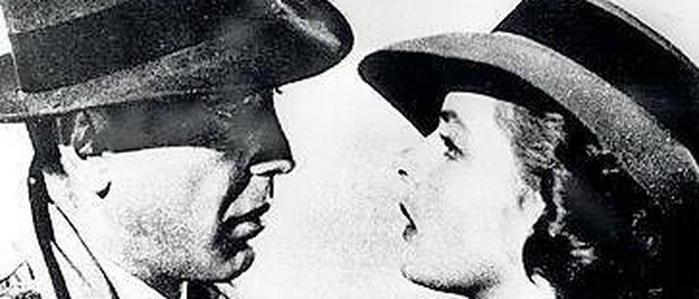 Es war einmal in „Casablanca“. Humphrey Bogart als Richard „Rick“ Blaine und Ingrid Bergman als Ilsa Lund Laszlo blicken sich tief in die Augen.
