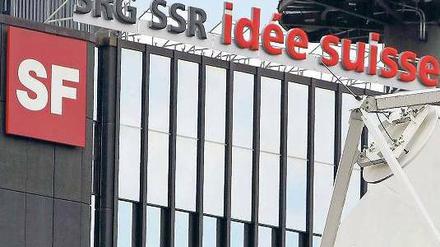 Ein System. Die Schweizerische Radio- und Fernsehgesellschaft finanziert sich wie ARD und ZDF über Gebühren. Foto: imago
