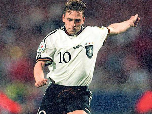 Thomas Häßler als Held der Nationalmannschaft um die 1990er herum
