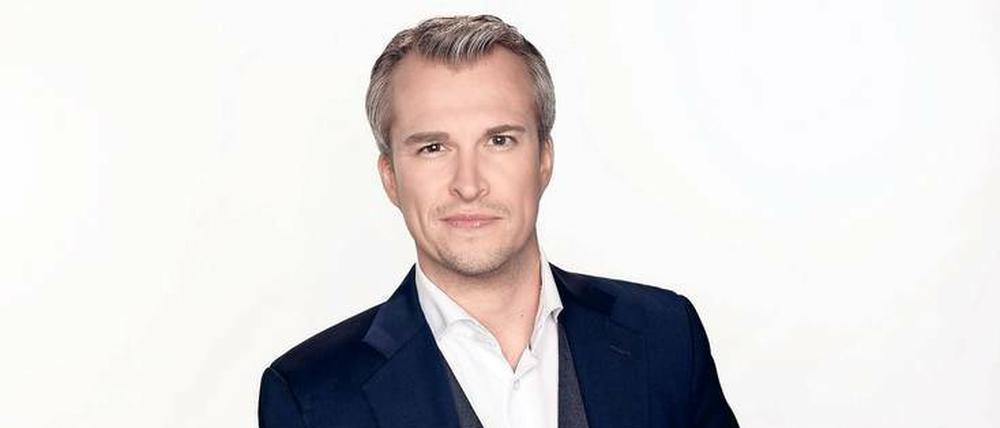 Florian Bauer ist seit Mai neuer politischer Moderator beim Fernsehsender Phoenix. Er ist zudem sportpolitischer Experte des WDR und der ARD und hat in den USA gelebt.