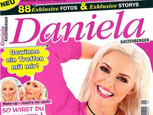 Daniela Katzenberger, die Ikone des Pink-Fernsehens, bleibt auch gedruckt treu.