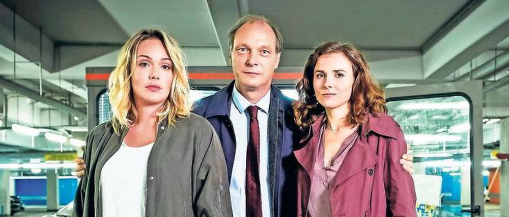 Alwara Höfels (links) verlässt den "Tatort" Dresden, Martin Brambach und Karin Hanczewski bleiben.