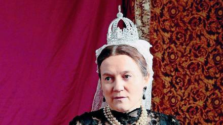 Ikone ihrer Zeit. Nach Queen Victoria, hier gespielt von Gisela Salcher, wurde eine ganze Epoche benannt.