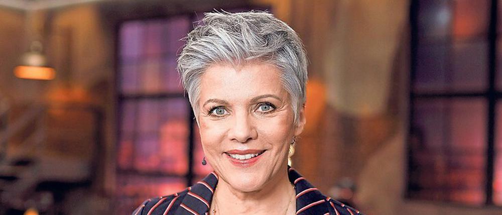Kann loslassen. Birgit Schrowange, 61, sagt dem RTL-Magazin „Extra“ nach 25 Jahren Moderation Adieu. Nazan Eckes übernimmt.