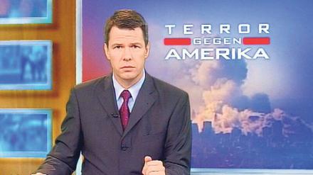 Der längste Arbeitstag. Am 11. September 2001 moderiert Peter Kloeppel sieben Stunden nonstop die RTL-Berichterstattung über die Terrorattacke in New York. 