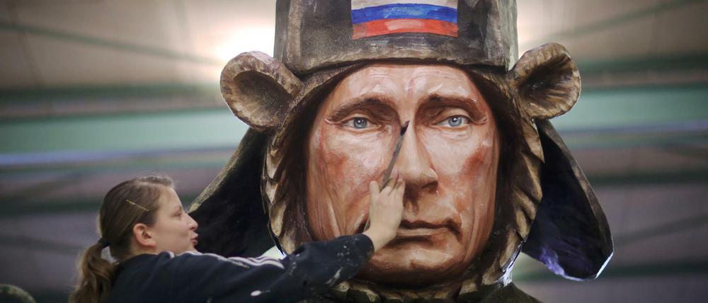 Beim Mainzer Karneval wurde Wladimir Putin in diesem Jahr definitiv in freien Strichen gezeichnet.