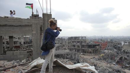 Die Anja-Niedrighaus-Preisträgerin Heidi Levine während ihrer Arbeit im Gazastreifen 2014.