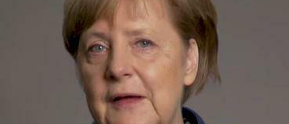 Angela Merkel gibt per Video ihren Abschied von Facebook bekannt.