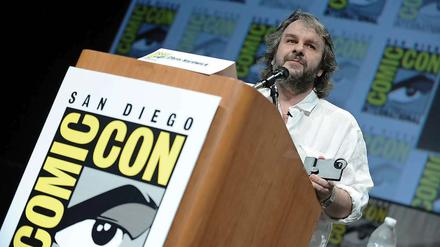 Kult-Regisseur Peter Jackson plant, seine Film-Adaption von "Der kleine Hobbit" in drei Teilen ins Kino zu bringen.