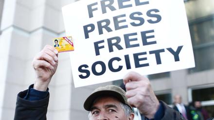 Aufgeben gilt nicht. Demonstration für die Pressefreiheit in der Türkei
