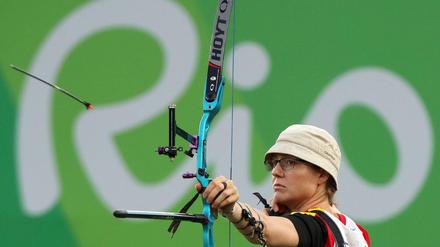 Plötzlich populär. Lisa Unruh gewinnt die Silbermedaille im Bogenschießen bei Rio 2016.