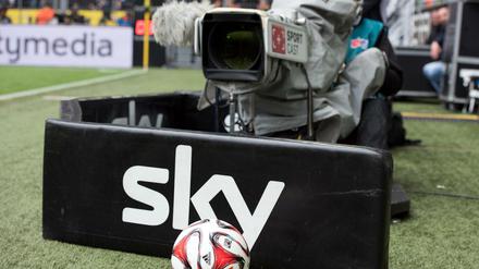 Im Aus? Das nächste Vergabeverfahren der TV-Bundesligarechte könnte das Monopol von Sky bei den Liveübertragungen gefährden.
