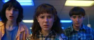 Hoffnungsträger: "Stranger Things" mit Millie Bobby Brown as Eleven (Mitte) gehört zu den beliebtesten Serien von Netflix. In Kürze startet Staffel vier.
