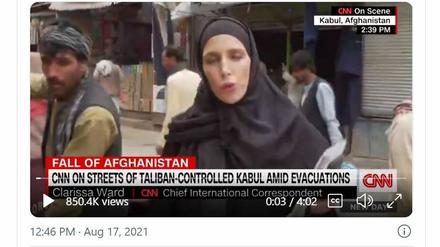 Clarissa Ward reportiert verschleiert für den US-Nachrichtensender CNN aus Kabul.