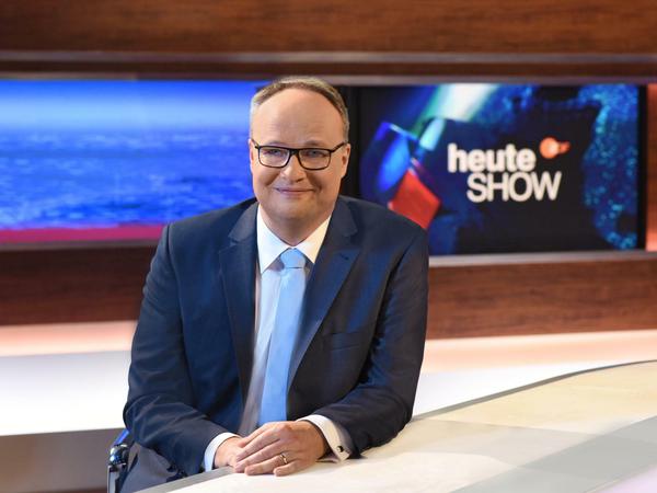 Oliver Welke, Moderator der ZDF-Satiresendung "heute-show", sollte Regierungssprecher werden. Dann würde er den Schmerz spüren, den er mit der "heute-show" anrichtet.