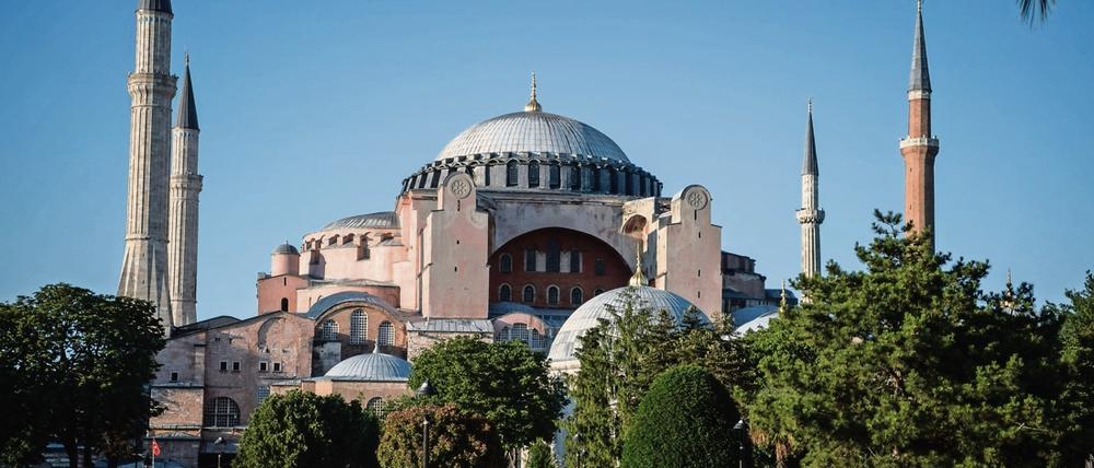 537 von Kaiser Justinian eingeweiht, war die Hagia Sophia lange die größte Kathedrale der Welt.