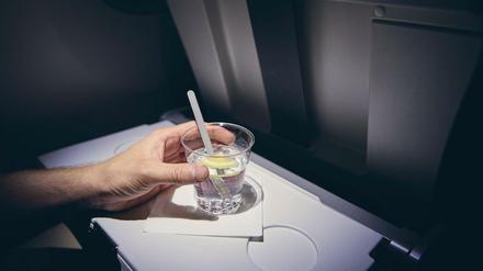 Fluggäste, die unter Alkoholeinfluss auffällig werden, sind keine Seltenheit.