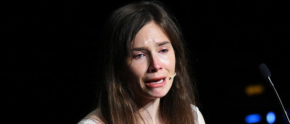 Immer wieder brach Amanda Knox bei ihrer Schilderung in Tränen aus.