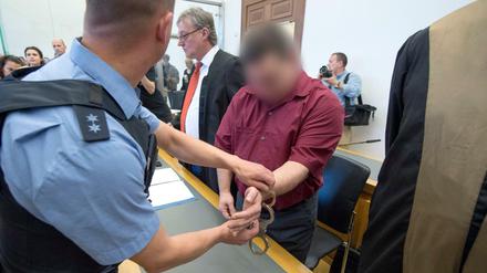Das Landgericht Gießen hat den 42-jährigen Rick J. wegen Mordes an der achtjährigen Johanna verurteilt.
