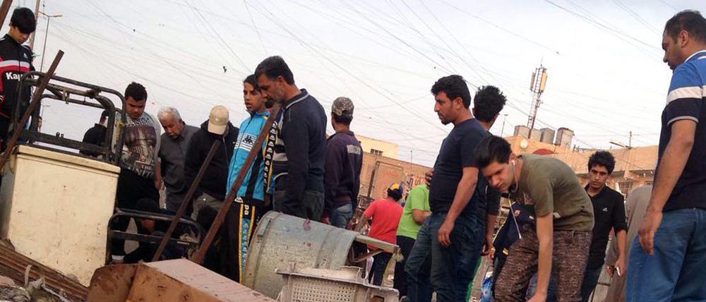 Bei einem Bombenanschlag im schiitischen Teil Bagdads starben mindestens 70 Menschen