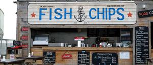 Fish-and-Chips-Shops vor dem Aus? Etwa 40 Prozent der verwendeten Fische werden von russischen Trawlern gefangen.