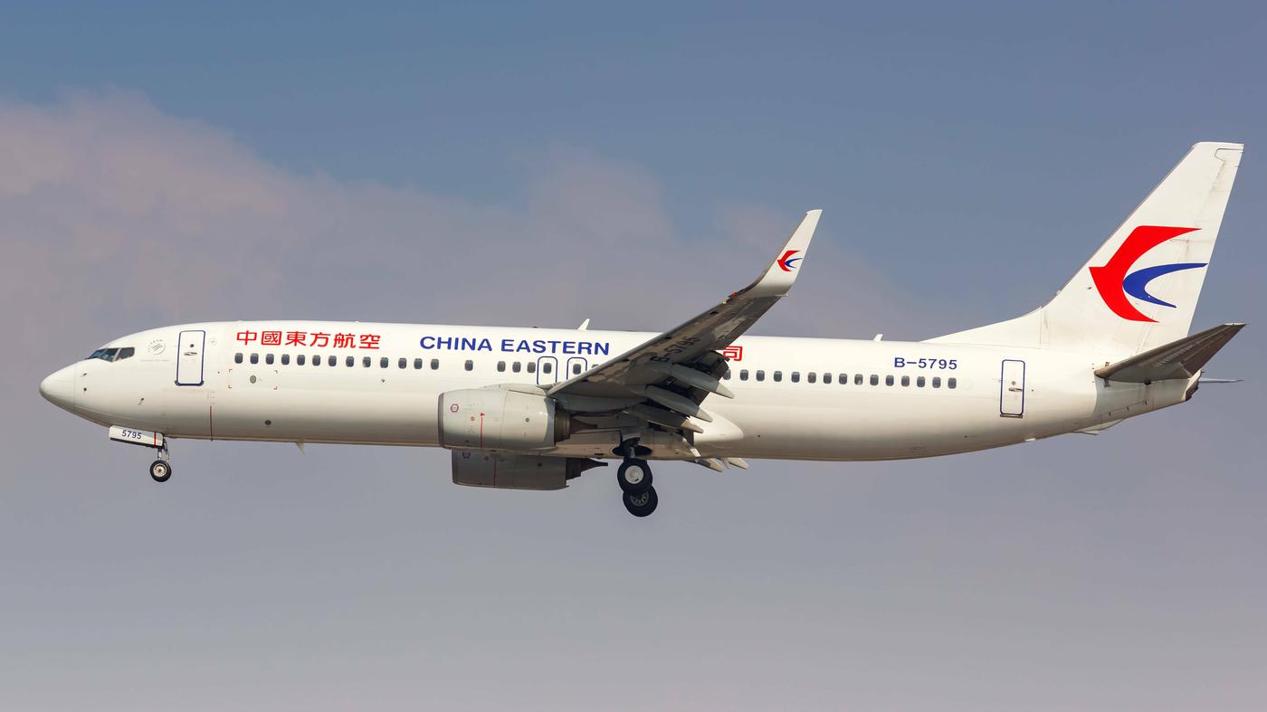 Рейс mu 592. China Eastern рейс 5735. China Eastern Airlines Flight 5735. Boeing 737 авиакомпании China Eastern.