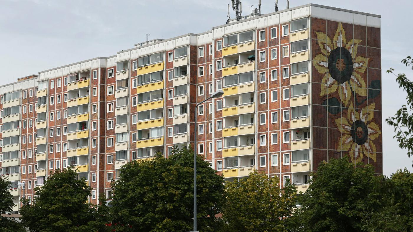 Er soll HitlerGruß gezeigt haben Staatsschutz ermittelt nach Angriff