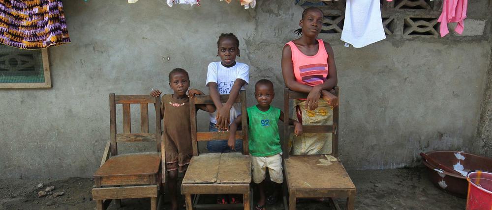 Eine Ebola-Familie in Liberia. 