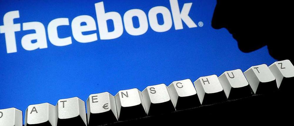Bislang waren die privaten nachrichten bei Facebook sicher vor dem Zugriff der Behörden. Das könnte sich nun ändern.