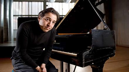 Unfähig, unethnisch, faul: Pianist Fazil Say wettert gegen türkische Arabesk-Musik. 
