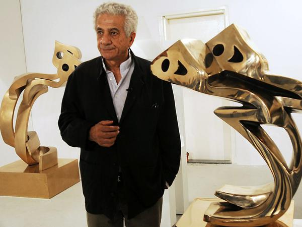 Der iranische Künstler Parviz Tanavoli möchte dem Löwen Cecil eine Skulptur widmen. 