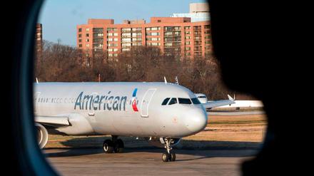 Ein American Airlines Flugzeug musste in den USA Notlanden (Symbolbild).