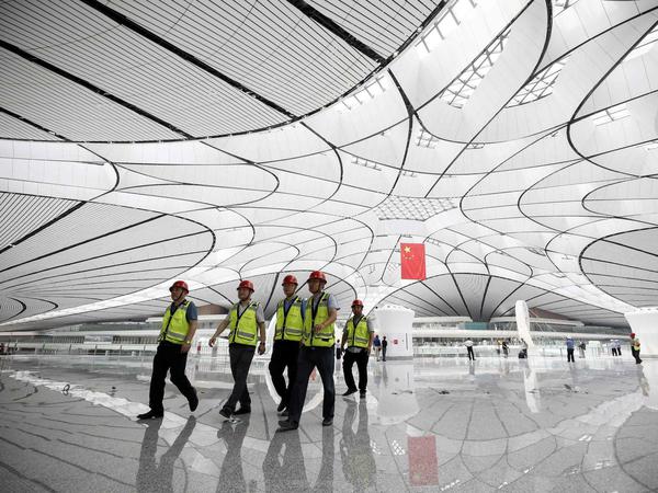 Nur vier Jahre Bauzeit: Mega-Flughafen in Peking eröffnet