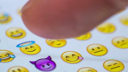 Die Emoji-Tastatur auf dem Smartphone.