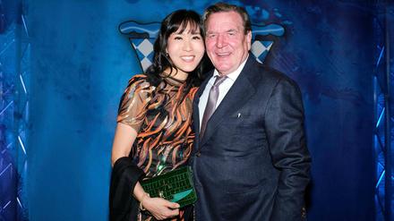 Gerhard Schröder mit Ehefrau Soyeon Schröder-Kim (Archivbild vom Februar 2020)