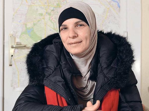 Hanaa Alkam, 49,  Stadtteilmutter aus Neukölln, hat sieben Kinder im Alter von 7 bis 19 Jahren.