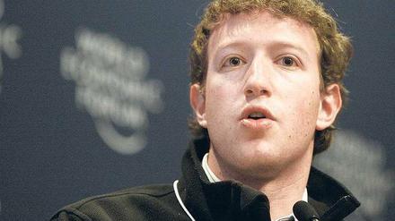 Im Kampf mit Hollywood. Facebook-Gründer Mark Zuckerberg, jüngster Selfmade-Milliardär der Welt. Foto: dpa