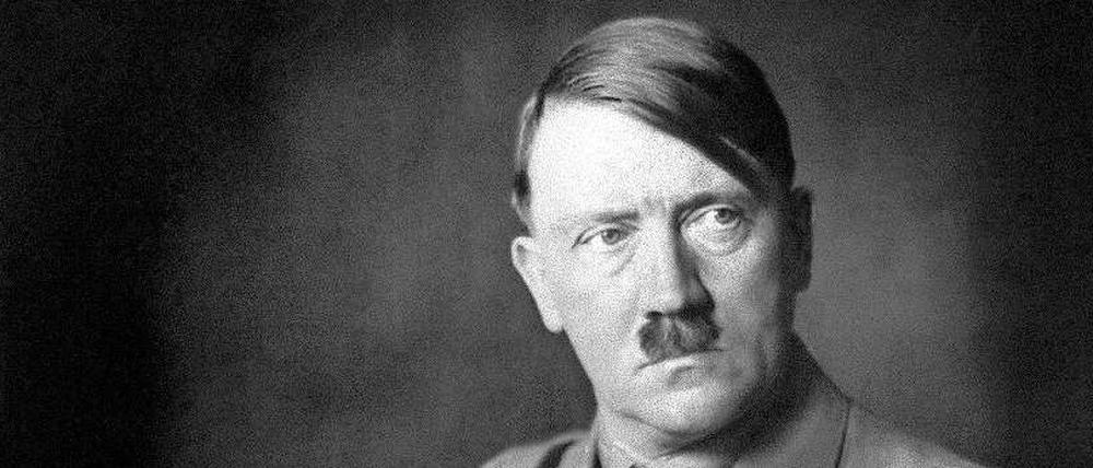 Wie ein Hund Adolf Hitler düpierte und mit seinem "Führergruß" eine Staatsaffäre heraufbeschwor.